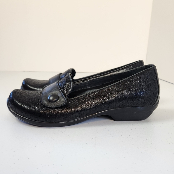 Dansko Olena Black Leather Sheen Slip on Heel Shoes 5610970202 Womens 37 6.5 7 - Picture 1 of 9